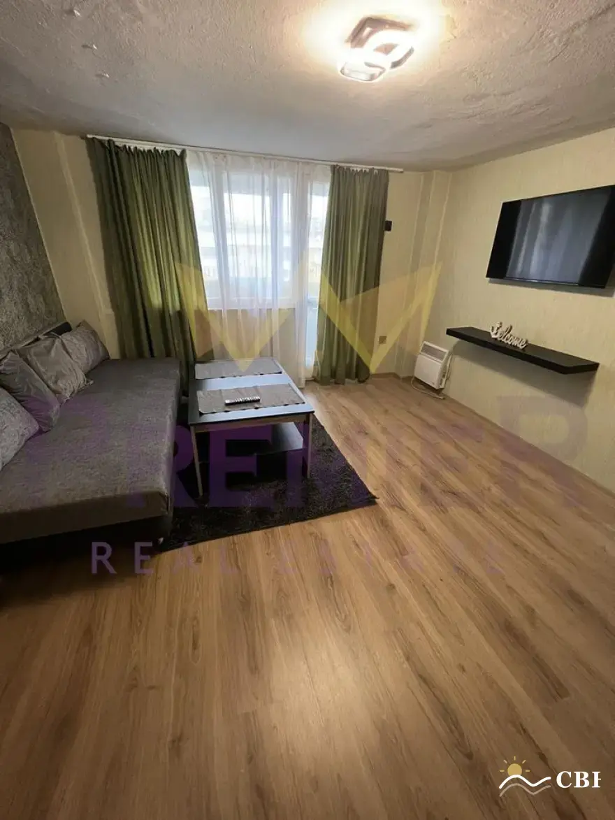 Apartment, 1-room, 25 m², in Varna. Photo 1 of 8. Varna, Black Sea, Bulgaria. Cheap Beach Holiday.