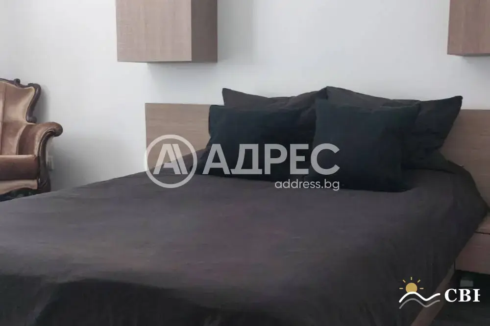 Apartment, 3-room, 68 m², in Varna. Photo 3 of 9. Varna, Black Sea, Bulgaria. Cheap Beach Holiday.