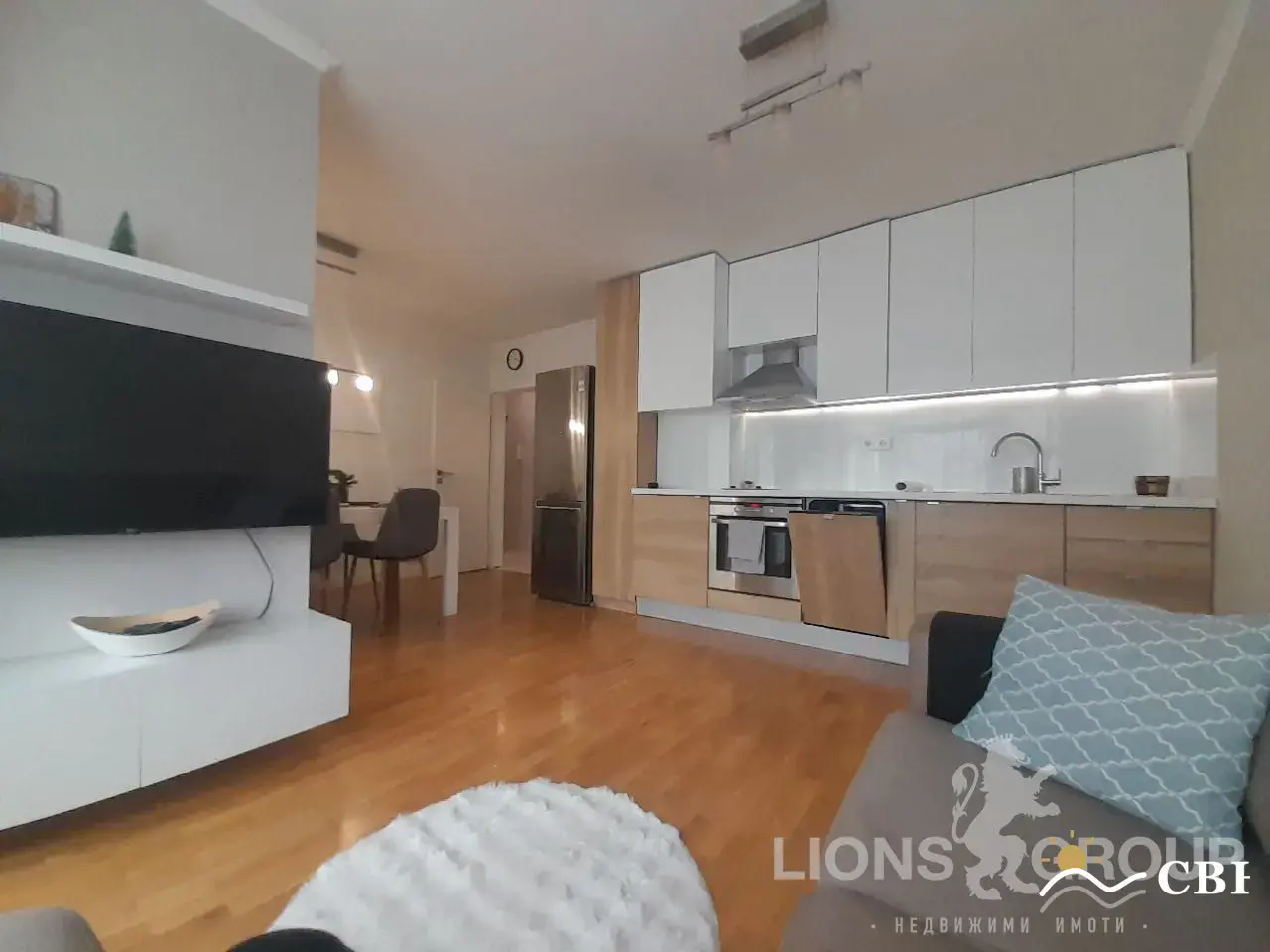 Apartment, 3-room, 80 m², in Varna. Photo 2 of 16. Varna, Black Sea, Bulgaria. Cheap Beach Holiday.