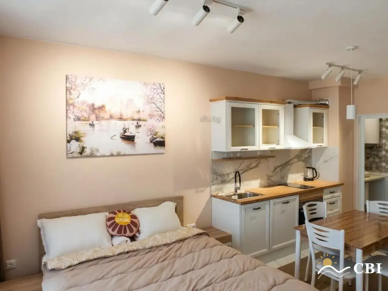Apartment, 3-room, 110 m², in Varna. Photo 2 of 5. Varna, Black Sea, Bulgaria. Cheap Beach Holiday.