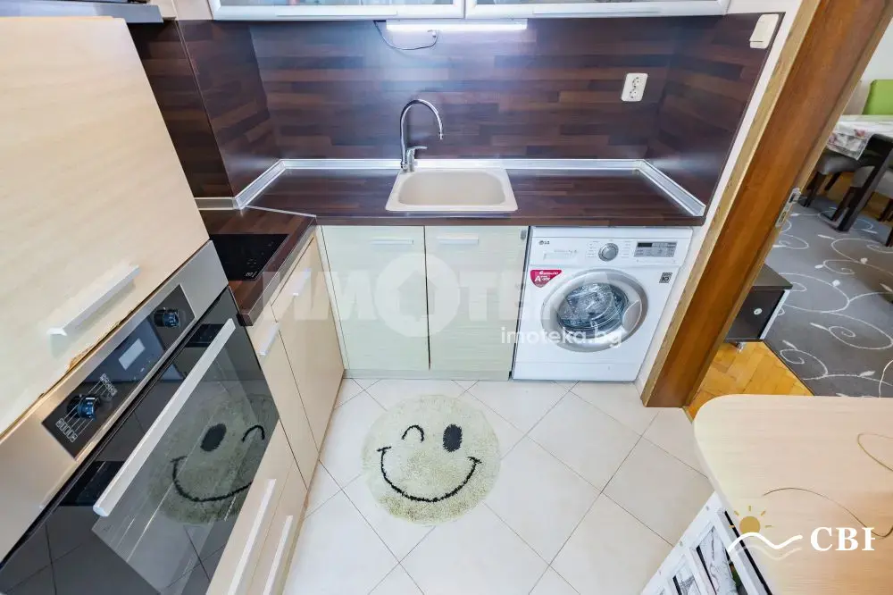 Apartment, 3-room, 90 m², in Varna. Photo 6 of 16. Varna, Black Sea, Bulgaria. Cheap Beach Holiday.