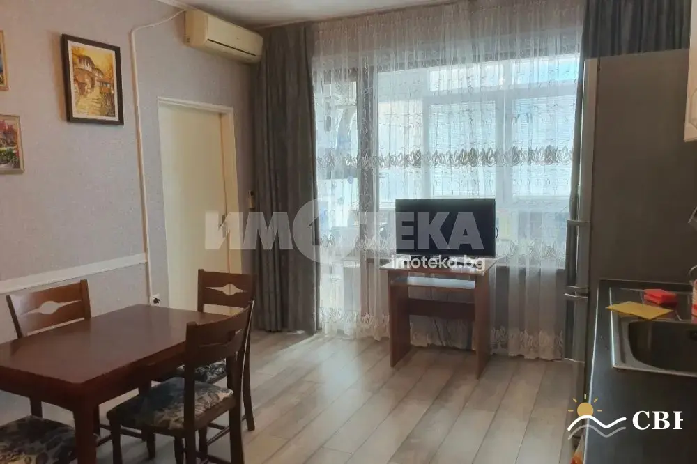 Apartment, 3-room, 60 m², in Varna. Photo 2 of 10. Varna, Black Sea, Bulgaria. Cheap Beach Holiday.
