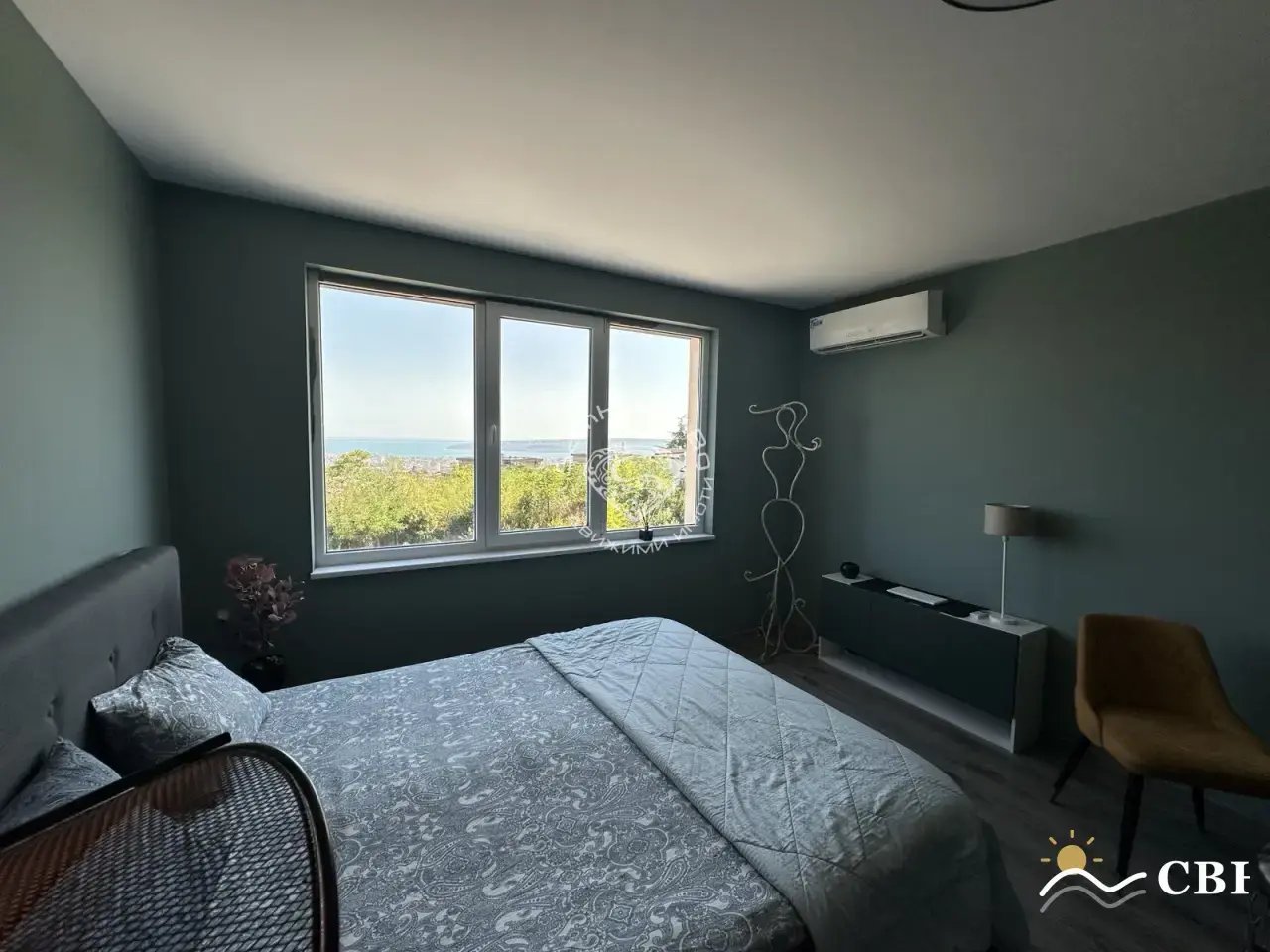 Apartment, 1-room, 40 m², in Varna. Photo 1 of 11. Varna, Black Sea, Bulgaria. Cheap Beach Holiday.