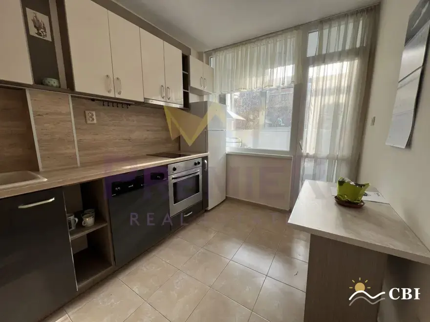 Apartment, 3-room, 100 m², in Varna. Photo 2 of 14. Varna, Black Sea, Bulgaria. Cheap Beach Holiday.