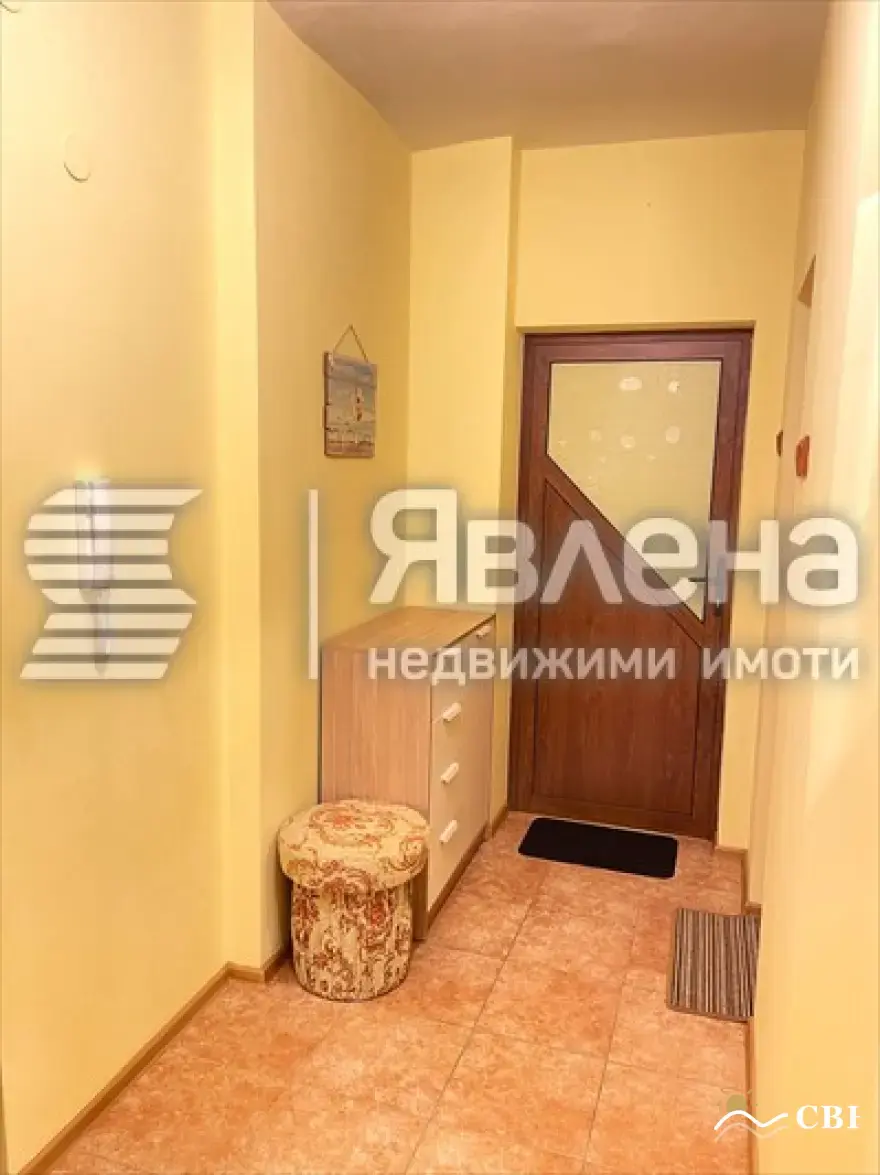 Apartment, 3-room, 76 m², in Varna. Photo 7 of 15. Varna, Black Sea, Bulgaria. Cheap Beach Holiday.