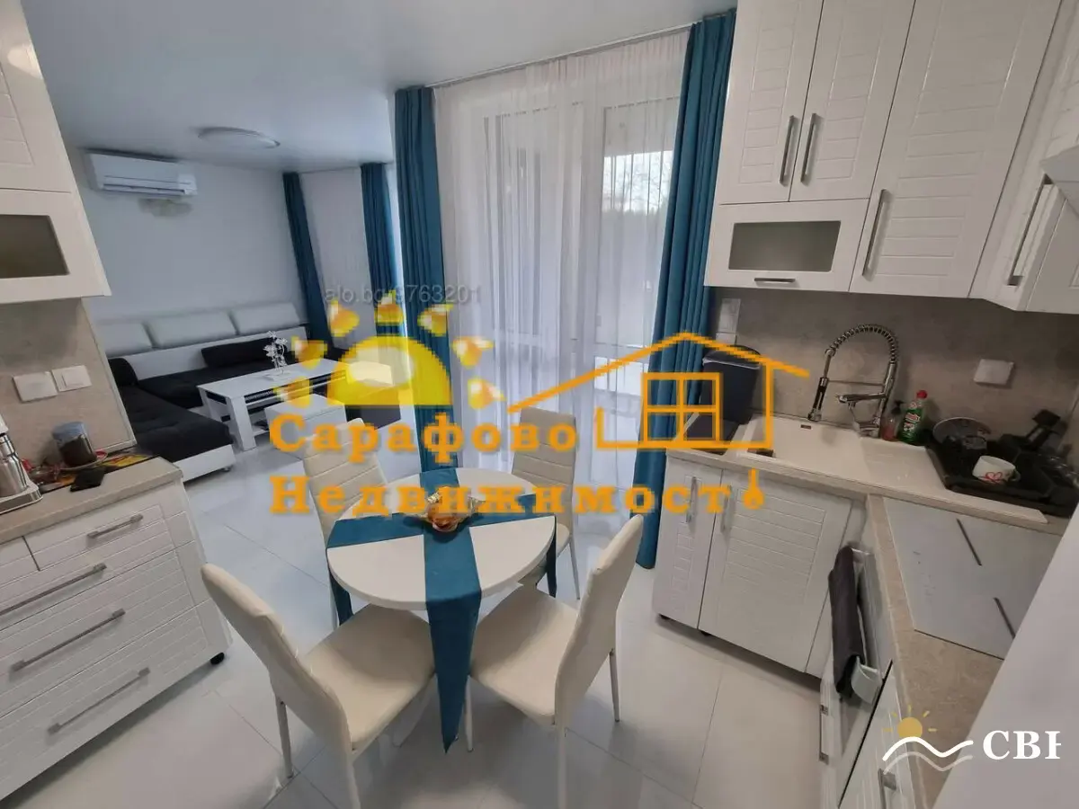 Apartment, 3-room, 150 m², in Sarafovo. Photo 1 of 16. Sarafovo, Black Sea, Bulgaria. Cheap Beach Holiday.