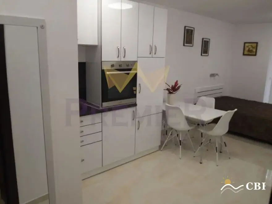 Apartment, 1-room, 40 m², in Varna. Photo 2 of 11. Varna, Black Sea, Bulgaria. Cheap Beach Holiday.