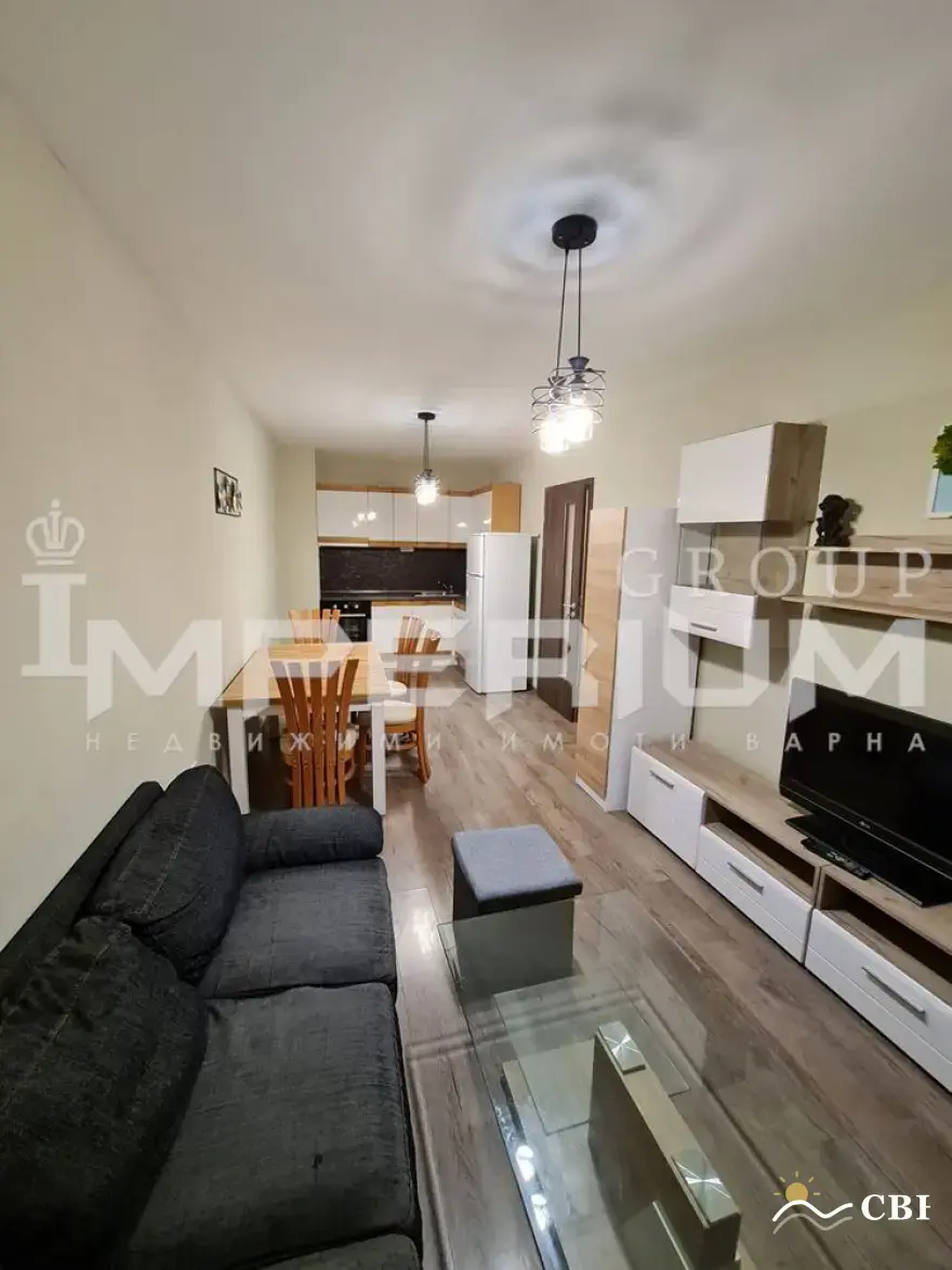 Apartment, 3-room, 80 m², in Varna. Photo 1 of 16. Varna, Black Sea, Bulgaria. Cheap Beach Holiday.