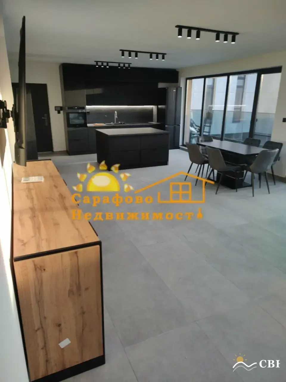 Apartment, 3-room, 138 m², in Sarafovo. Photo 2 of 16. Sarafovo, Black Sea, Bulgaria. Cheap Beach Holiday.