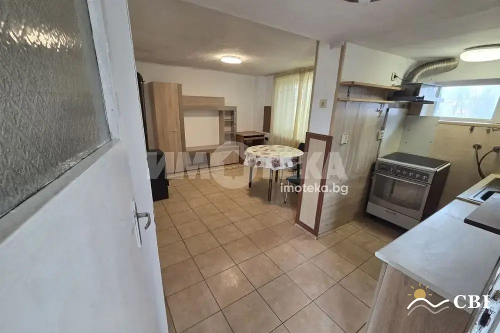 House, 1-room, 50 m², in Varna. Photo 2 of 10. Varna, Black Sea, Bulgaria. Cheap Beach Holiday.