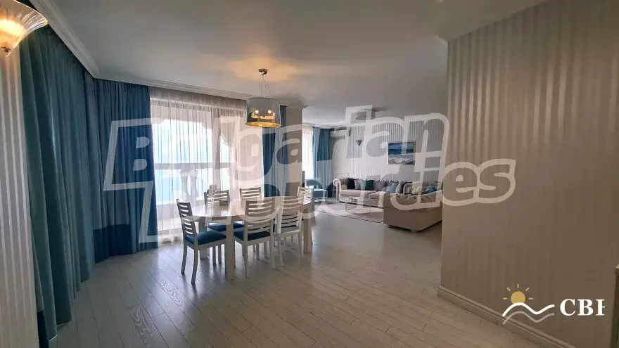 Apartment, 4-room, 120 m², in Gradina. Photo 1 of 16. Gradina, Black Sea, Bulgaria. Cheap Beach Holiday.