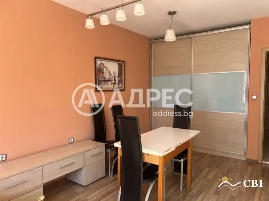 Apartment, 1-room, 40 m², in Varna. Photo 2 of 8. Varna, Black Sea, Bulgaria. Cheap Beach Holiday.