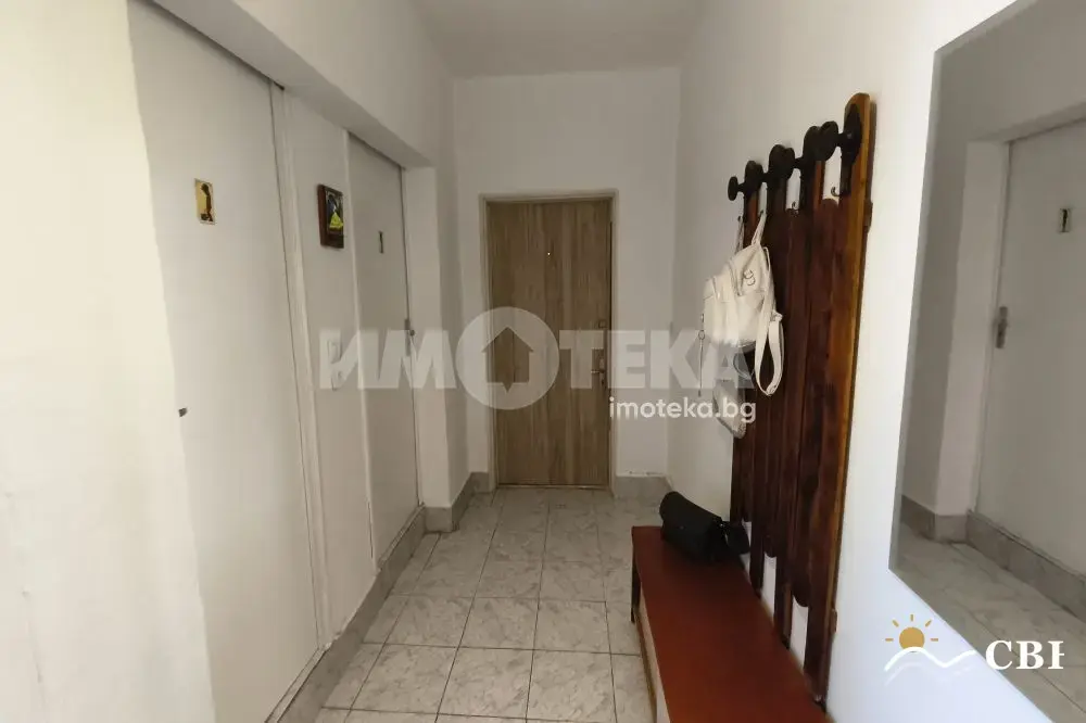 Apartment, 2-room, 52 m², in Varna. Photo 6 of 11. Varna, Black Sea, Bulgaria. Cheap Beach Holiday.