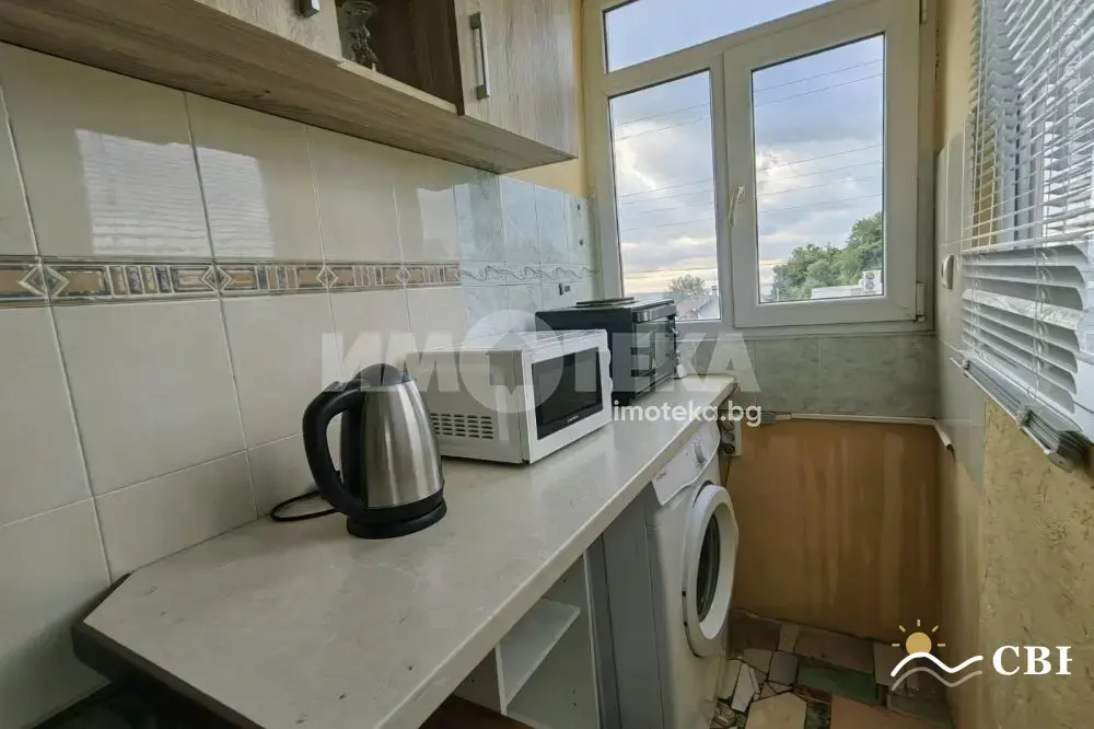 House, 3-room, 80 m², in Vinitsa. Photo 7 of 12. Vinitsa, Black Sea, Bulgaria. Cheap Beach Holiday.