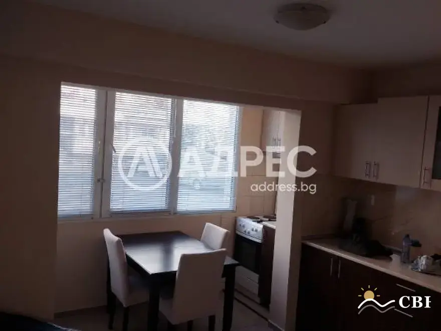 Apartment, 3-room, 96 m², in Burgas. Photo 6 of 11. Burgas, Black Sea, Bulgaria. Cheap Beach Holiday.