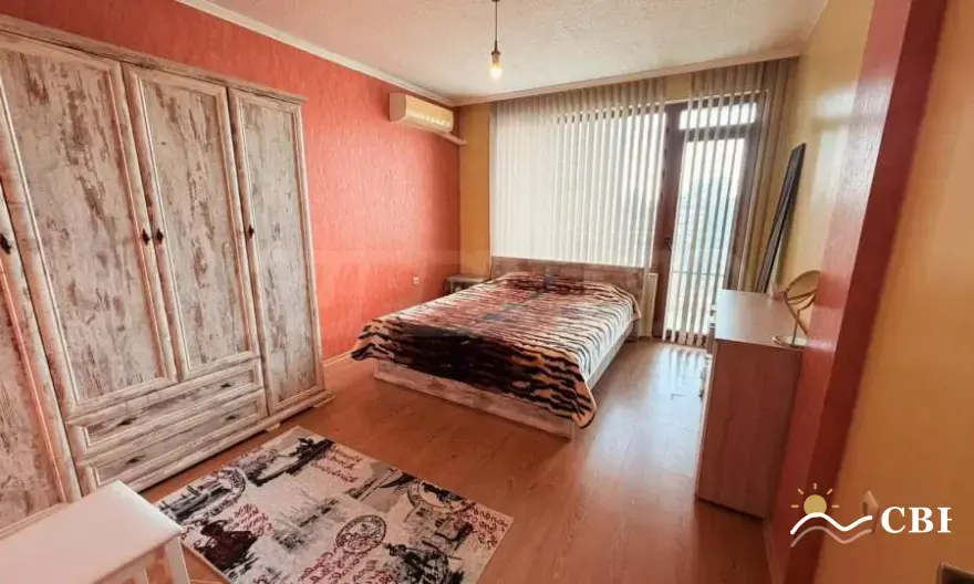Apartment, 2-room, 60 m², in Burgas. Photo 7 of 12. Burgas, Black Sea, Bulgaria. Cheap Beach Holiday.
