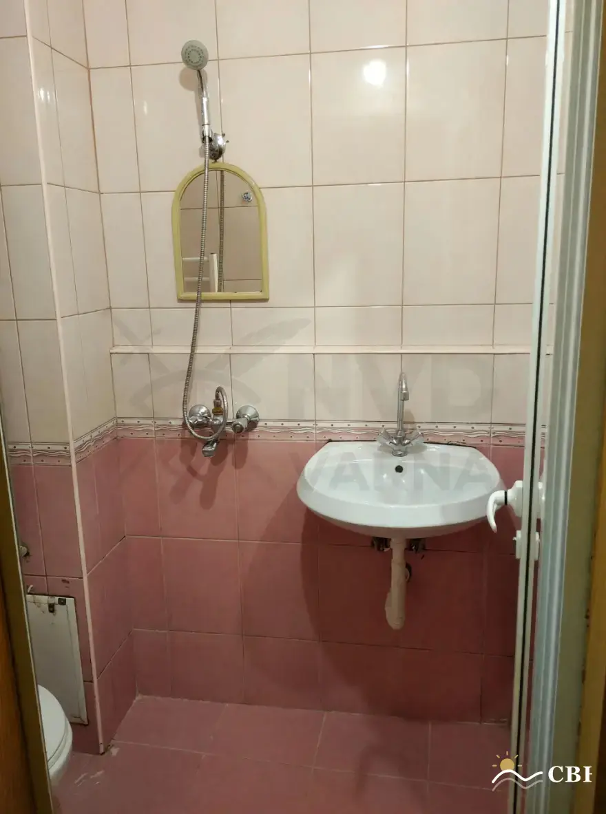 Apartment, 1-room, 20 m², in Varna. Photo 2 of 2. Varna, Black Sea, Bulgaria. Cheap Beach Holiday.