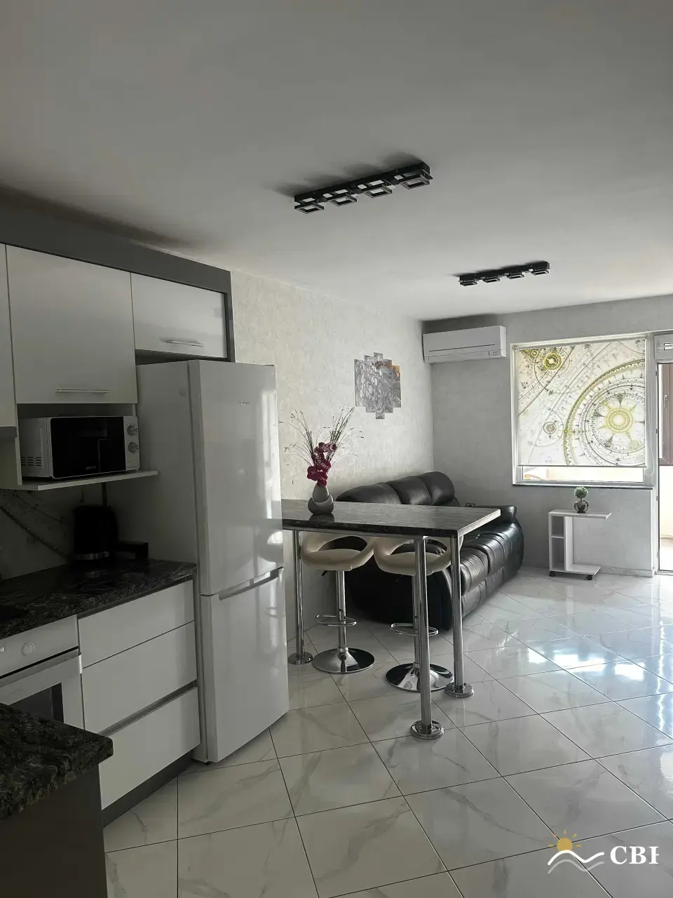 Apartment, 2-room, 65 m², in Varna. Photo 3 of 6. Varna, Black Sea, Bulgaria. Cheap Beach Holiday.