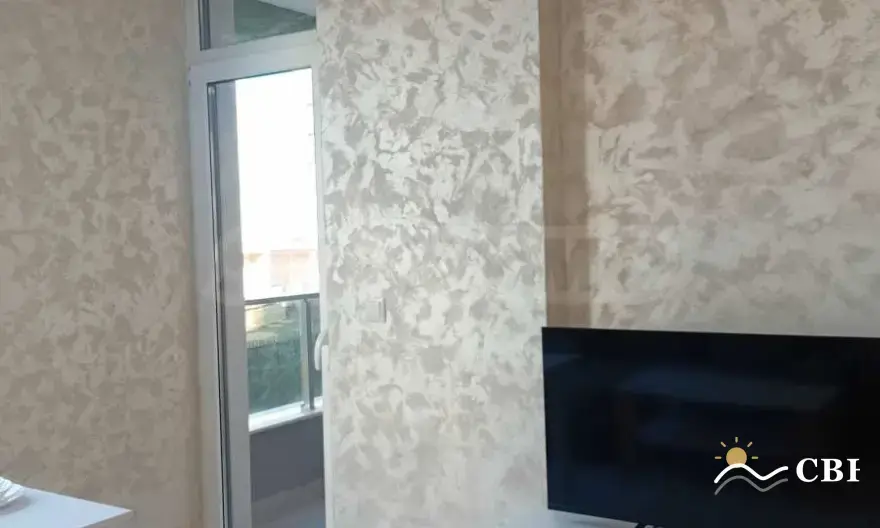 Apartment, 2-room, 70 m², in Burgas. Photo 3 of 9. Burgas, Black Sea, Bulgaria. Cheap Beach Holiday.