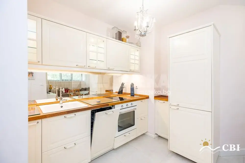 Apartment, 1-room, 132 m², in Varna. Photo 9 of 16. Varna, Black Sea, Bulgaria. Cheap Beach Holiday.