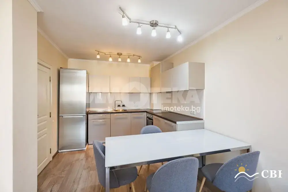 Apartment, 2-room, 80 m², in Varna. Photo 2 of 16. Varna, Black Sea, Bulgaria. Cheap Beach Holiday.