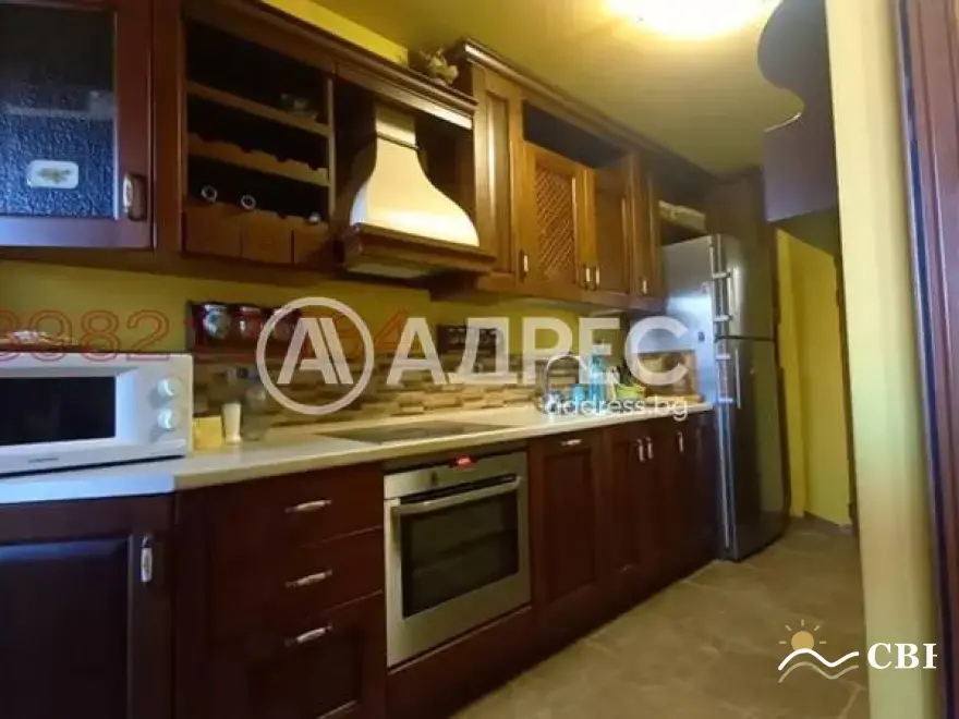 Apartment, 1-room, 100 m², in Burgas. Photo 4 of 16. Burgas, Black Sea, Bulgaria. Cheap Beach Holiday.