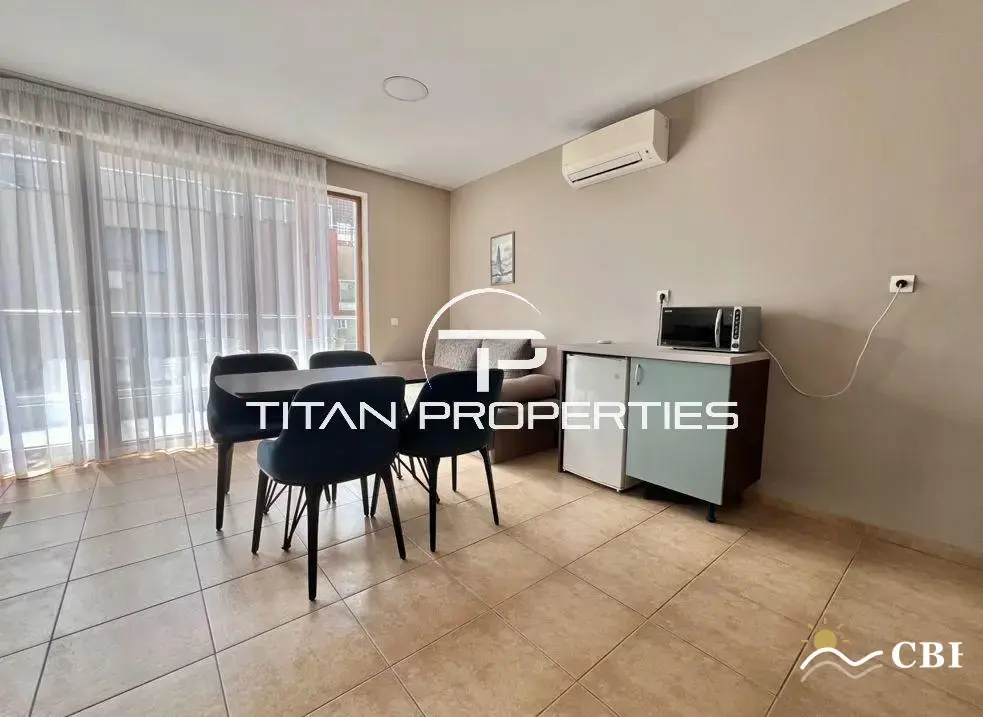 Apartment, 2-room, 70 m², in St. St. Konstantin and Elena. Photo 3 of 5. St. St. Konstantin and Elena, Black Sea, Bulgaria. Cheap Beach Holiday.