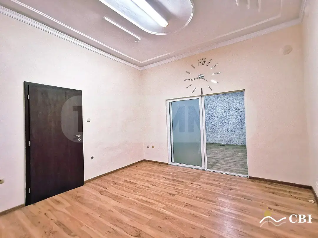 Apartment, 3-room, 75 m², in Varna. Photo 4 of 7. Varna, Black Sea, Bulgaria. Cheap Beach Holiday.