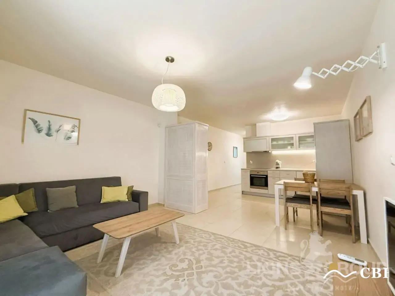 Apartment, 2-room, 75 m², in Varna. Photo 8 of 10. Varna, Black Sea, Bulgaria. Cheap Beach Holiday.