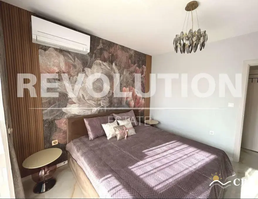 Apartment, 3-room, 110 m², in Varna. Photo 8 of 13. Varna, Black Sea, Bulgaria. Cheap Beach Holiday.