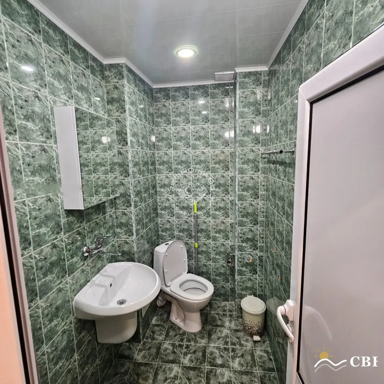 Apartment, 1-room, 64 m², in Varna. Photo 8 of 13. Varna, Black Sea, Bulgaria. Cheap Beach Holiday.
