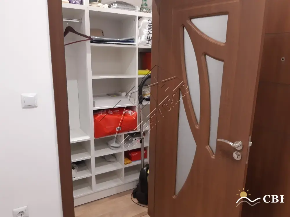 Apartment, 2-room, 60 m², in Burgas. Photo 4 of 11. Burgas, Black Sea, Bulgaria. Cheap Beach Holiday.