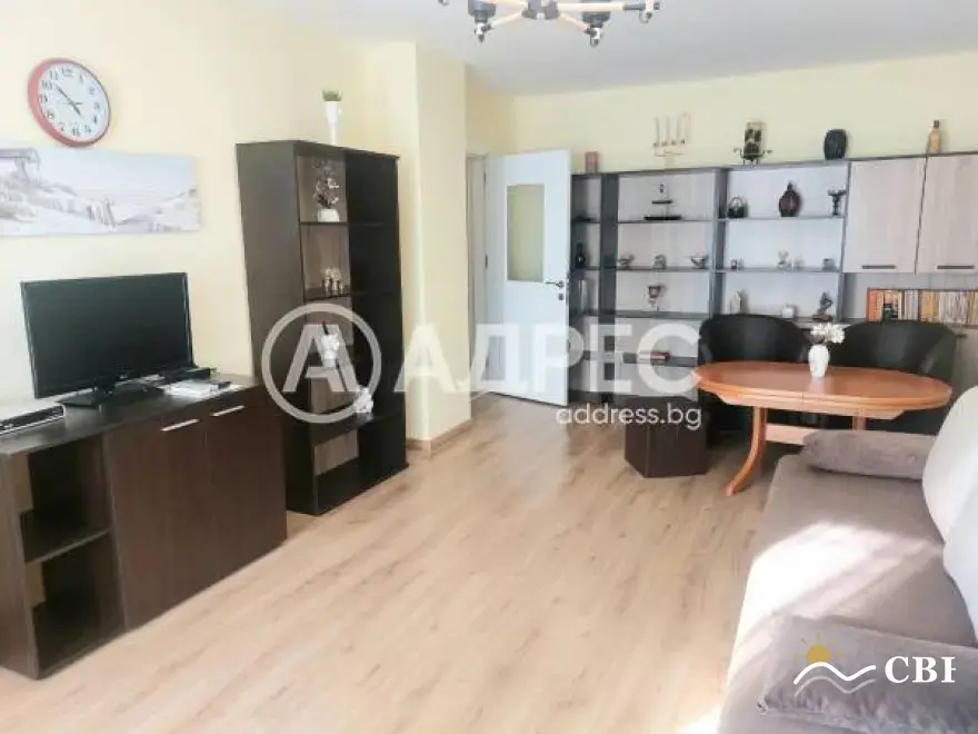Apartment, 2-room, 70 m², in Burgas. Photo 7 of 13. Burgas, Black Sea, Bulgaria. Cheap Beach Holiday.