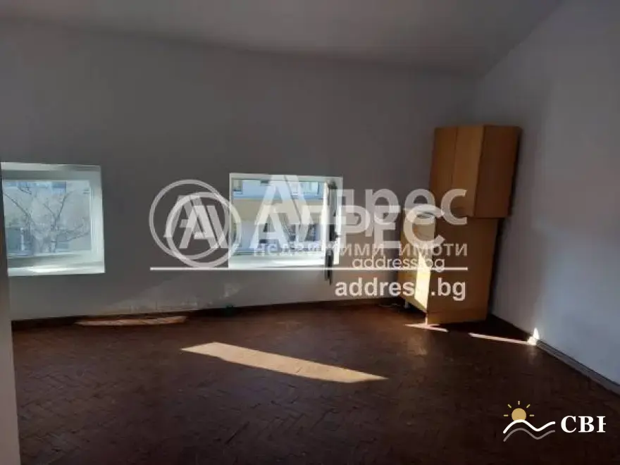 House, 1-room, 165 m², in Burgas. Photo 9 of 11. Burgas, Black Sea, Bulgaria. Cheap Beach Holiday.
