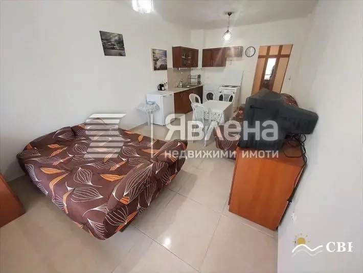 Apartment, 1-room, 37 m², in Pomorie. Photo 4 of 7. Pomorie, Black Sea, Bulgaria. Cheap Beach Holiday.