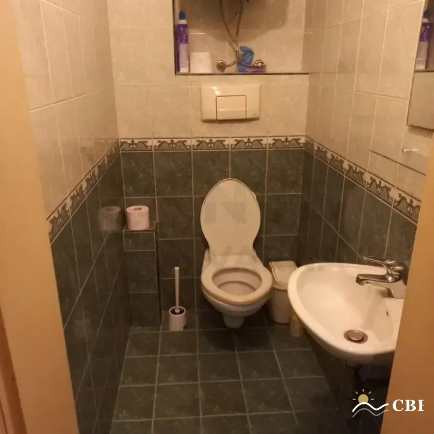 Apartment, 3-room, 75 m², in Varna. Photo 7 of 9. Varna, Black Sea, Bulgaria. Cheap Beach Holiday.