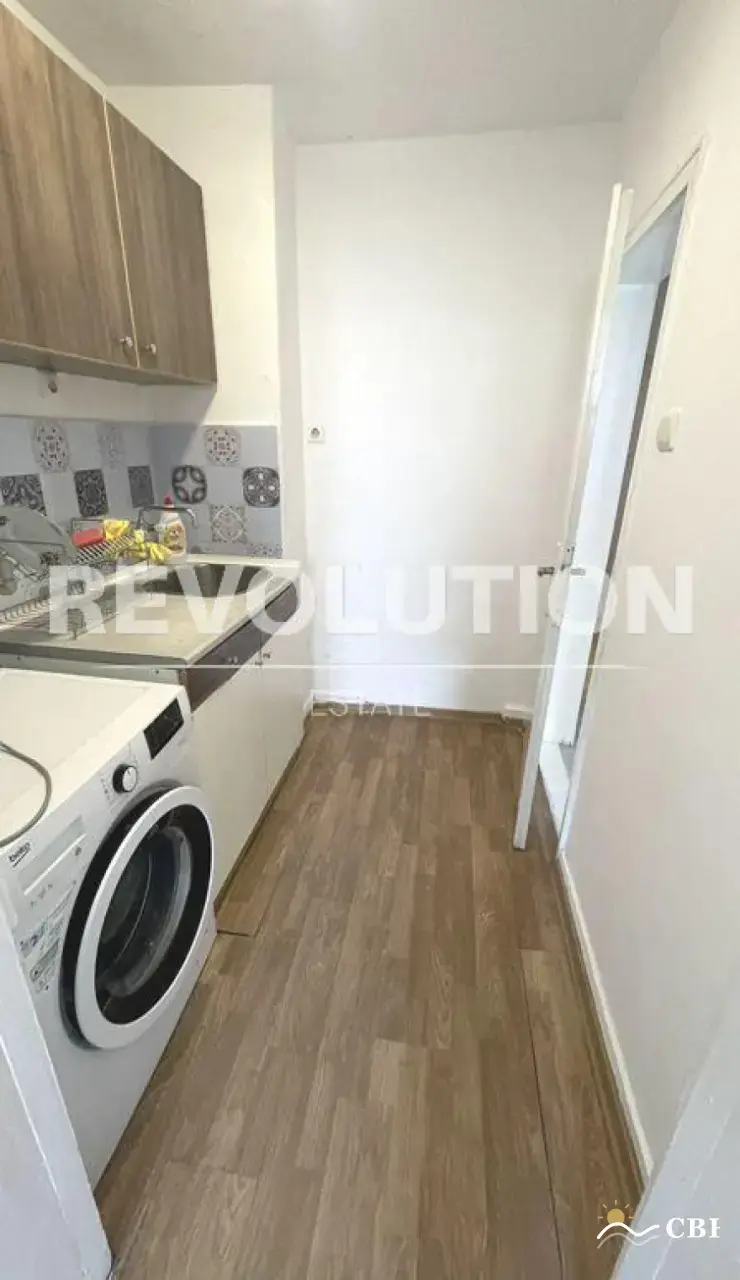 Apartment, 2-room, 65 m², in Varna. Photo 6 of 8. Varna, Black Sea, Bulgaria. Cheap Beach Holiday.
