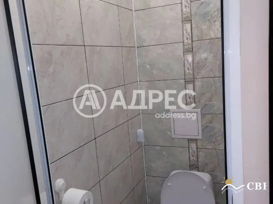 Apartment, 3-room, 96 m², in Burgas. Photo 8 of 11. Burgas, Black Sea, Bulgaria. Cheap Beach Holiday.