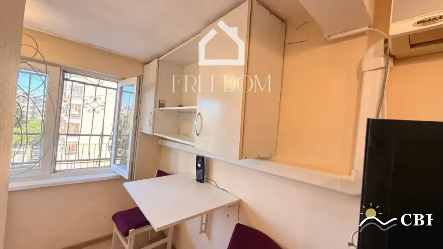 Apartment, 1-room, in Varna. Photo 6 of 12. Varna, Black Sea, Bulgaria. Cheap Beach Holiday.