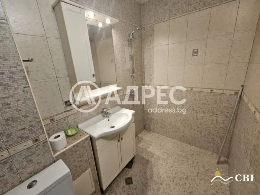 Apartment, 3-room, 70 m², in Varna. Photo 9 of 11. Varna, Black Sea, Bulgaria. Cheap Beach Holiday.