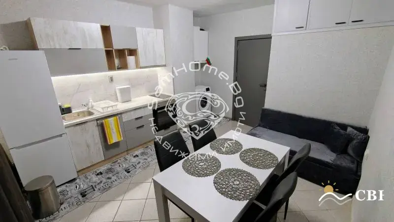 Apartment, 3-room, 100 m², in Varna. Photo 1 of 16. Varna, Black Sea, Bulgaria. Cheap Beach Holiday.