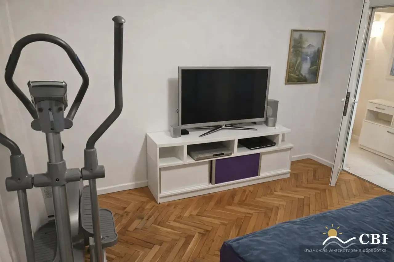 Apartment, 4-room, 80 m², in Varna. Photo 7 of 8. Varna, Black Sea, Bulgaria. Cheap Beach Holiday.