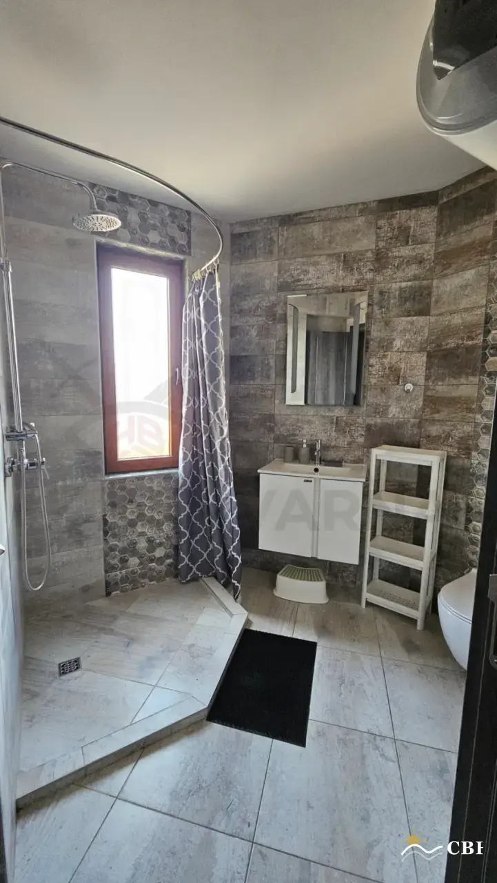 Apartment, 4-room, 115 m², in Varna. Photo 2 of 10. Varna, Black Sea, Bulgaria. Cheap Beach Holiday.