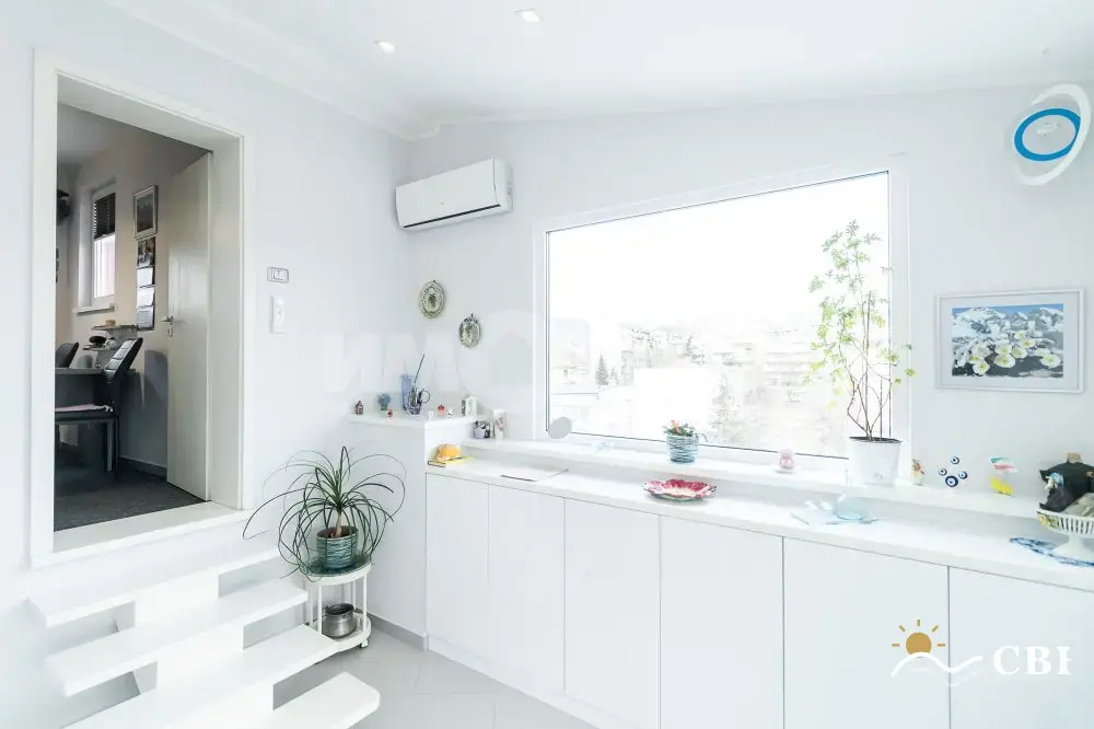 Apartment, 3-room, 144 m², in Varna. Photo 5 of 14. Varna, Black Sea, Bulgaria. Cheap Beach Holiday.