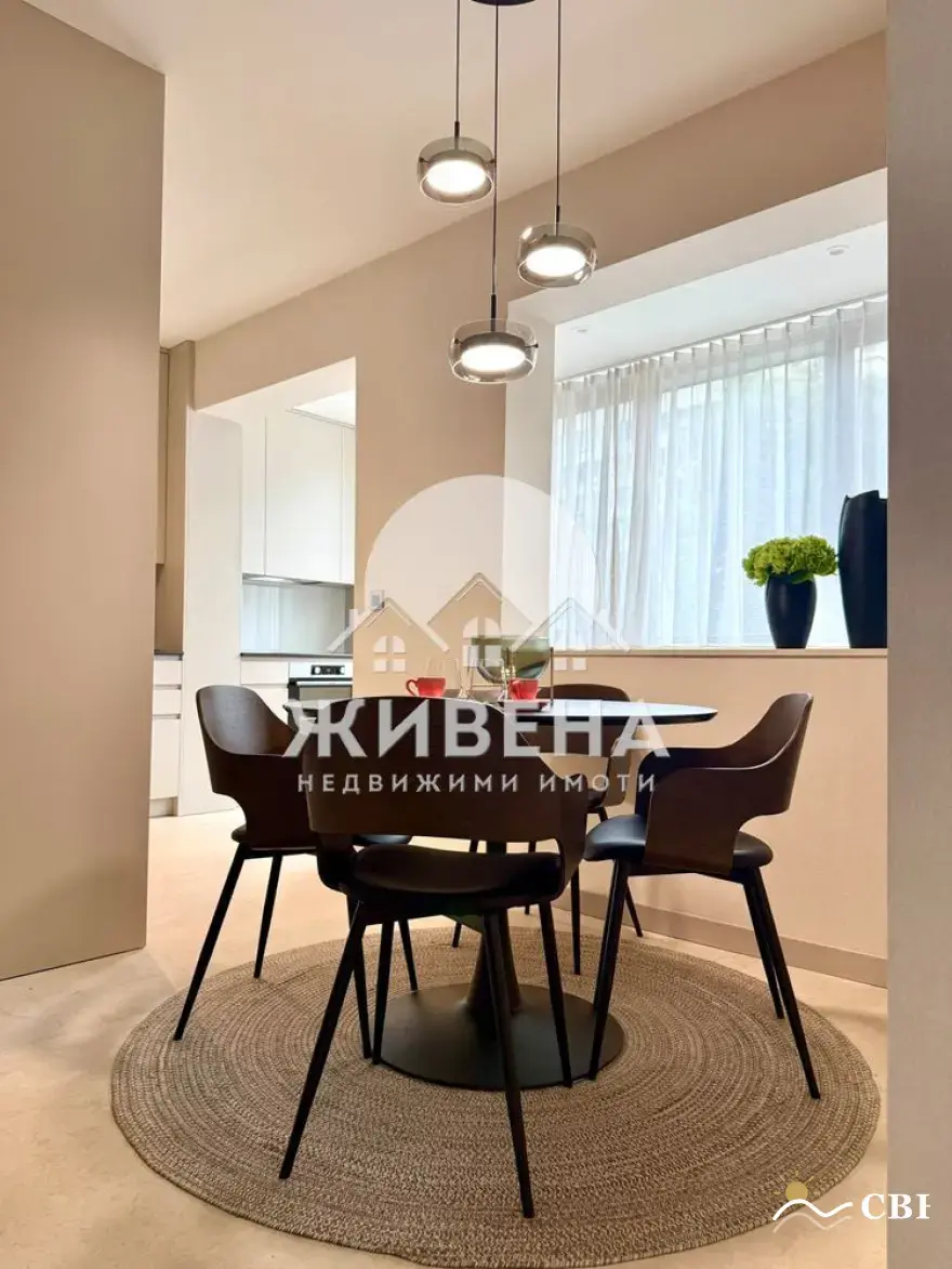 Apartment, 3-room, 110 m², in Varna. Photo 3 of 14. Varna, Black Sea, Bulgaria. Cheap Beach Holiday.