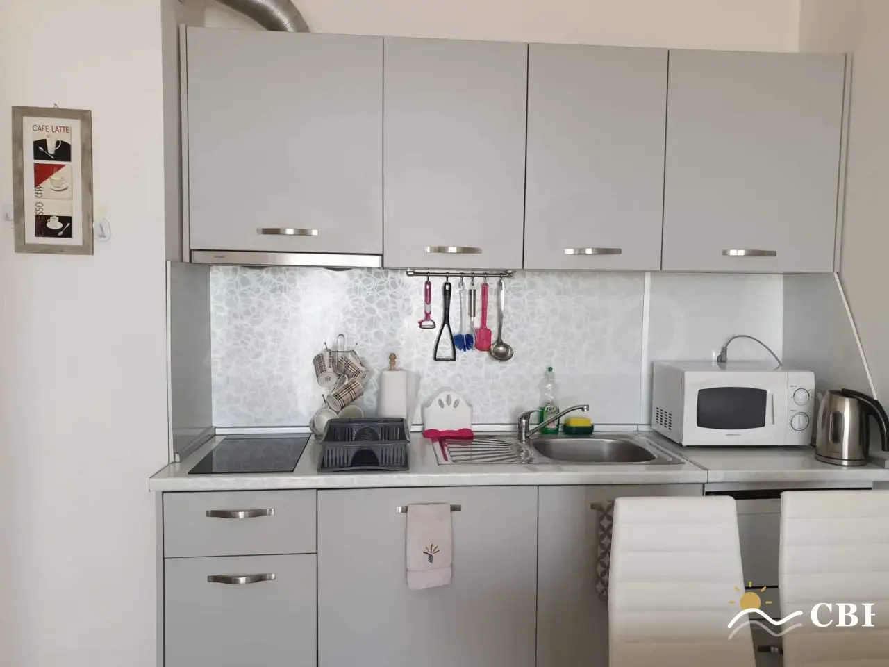 Apartment, 1-room, 60 m², in Byala. Photo 5 of 13. Byala, Black Sea, Bulgaria. Cheap Beach Holiday.