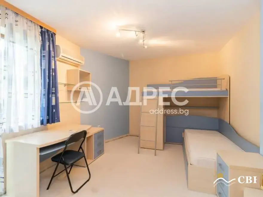 Apartment, 3-room, 130 m², in Varna. Photo 5 of 14. Varna, Black Sea, Bulgaria. Cheap Beach Holiday.