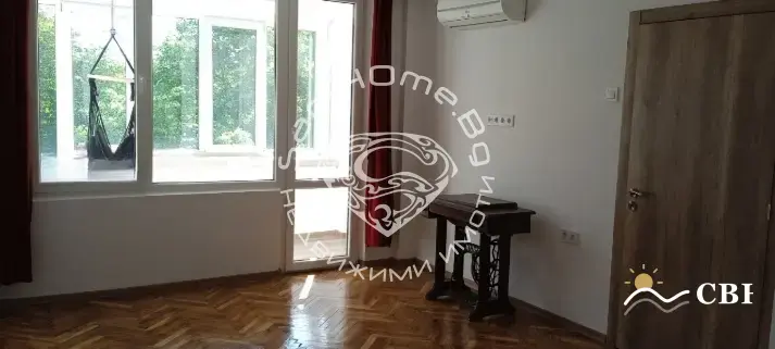 Apartment, 1-room, 50 m², in Varna. Photo 2 of 11. Varna, Black Sea, Bulgaria. Cheap Beach Holiday.