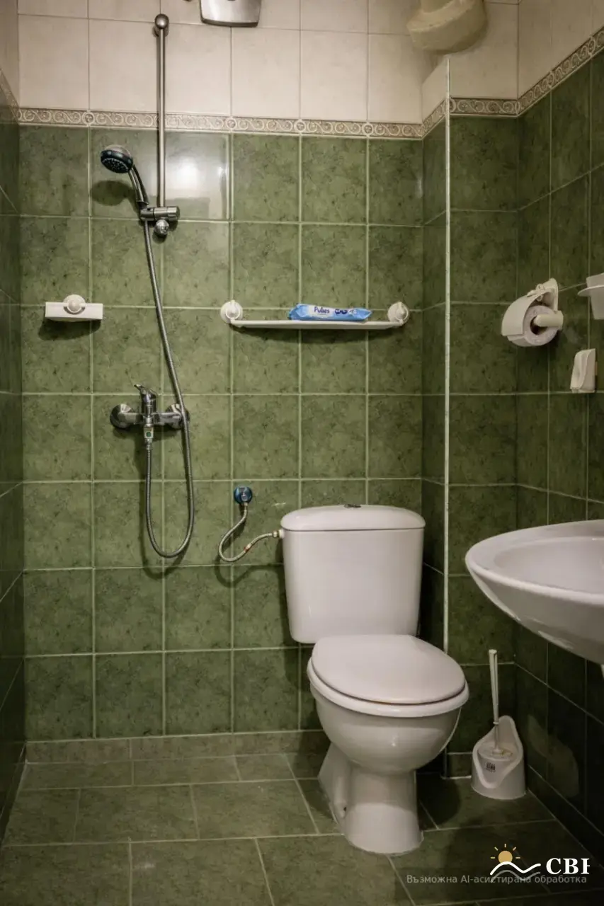 Apartment, 3-room, 90 m², in Varna. Photo 8 of 9. Varna, Black Sea, Bulgaria. Cheap Beach Holiday.