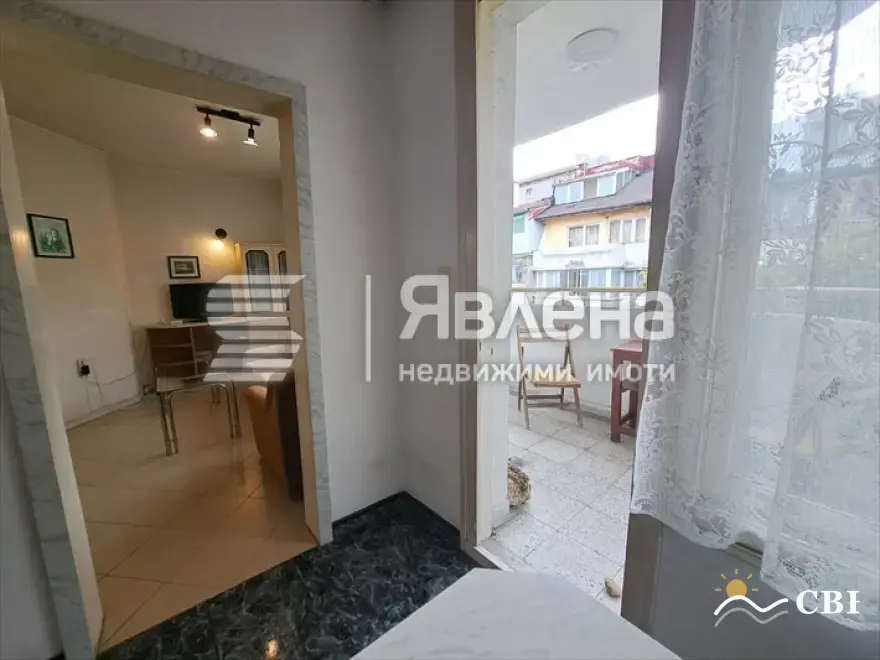 Apartment, 3-room, 80 m², in Varna. Photo 5 of 9. Varna, Black Sea, Bulgaria. Cheap Beach Holiday.